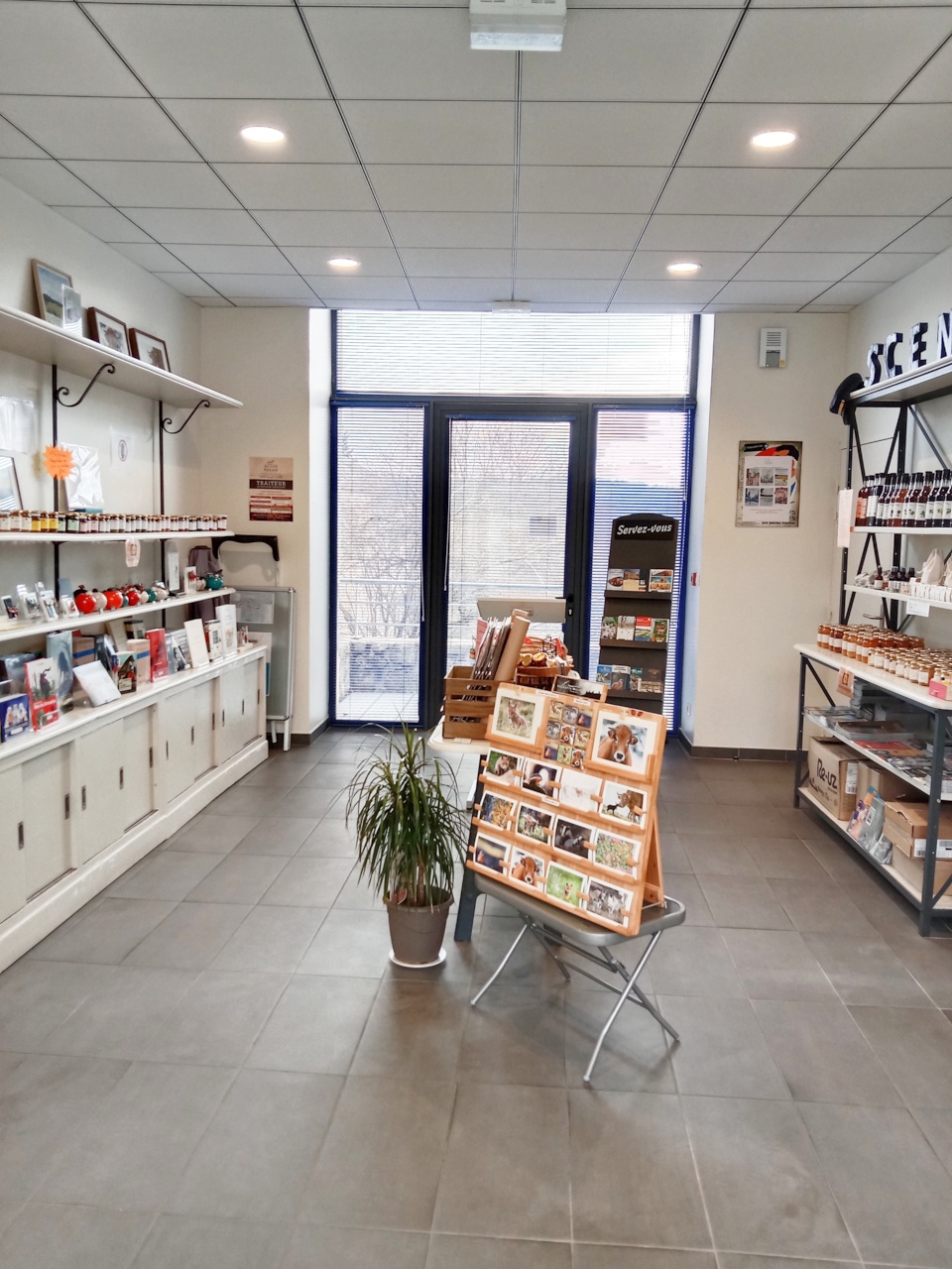 boutique-scenovision-st-alban-la-margeride-a-la-folie